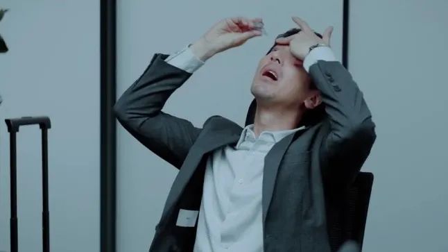 电视剧|双男主职场剧《平凡的荣耀》：赵又廷白敬亭师徒组合形象大改