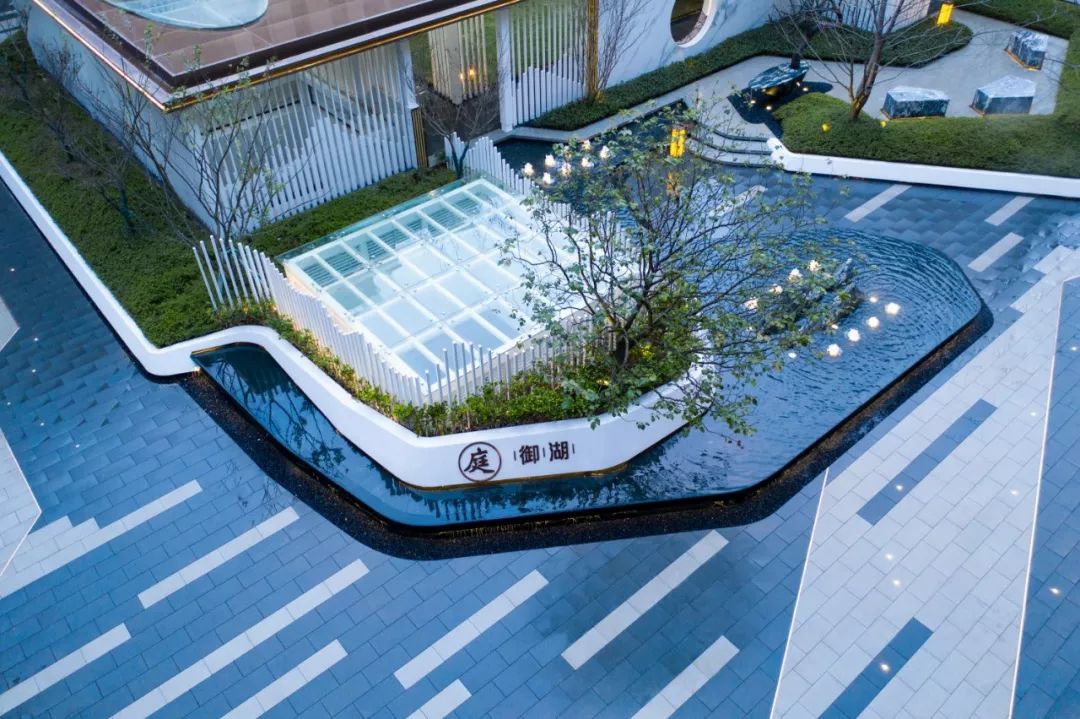 咫尺之间，山光异趣 | 怡品之贵阳广大城耀境御湖庭