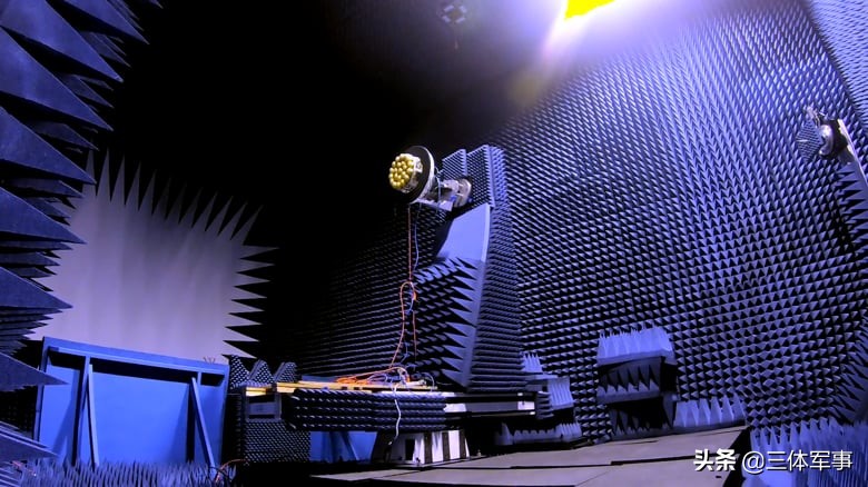 美军首座“舰载哈勃”曝光：无限瞬时带宽可在数分钟内锁定辽宁舰