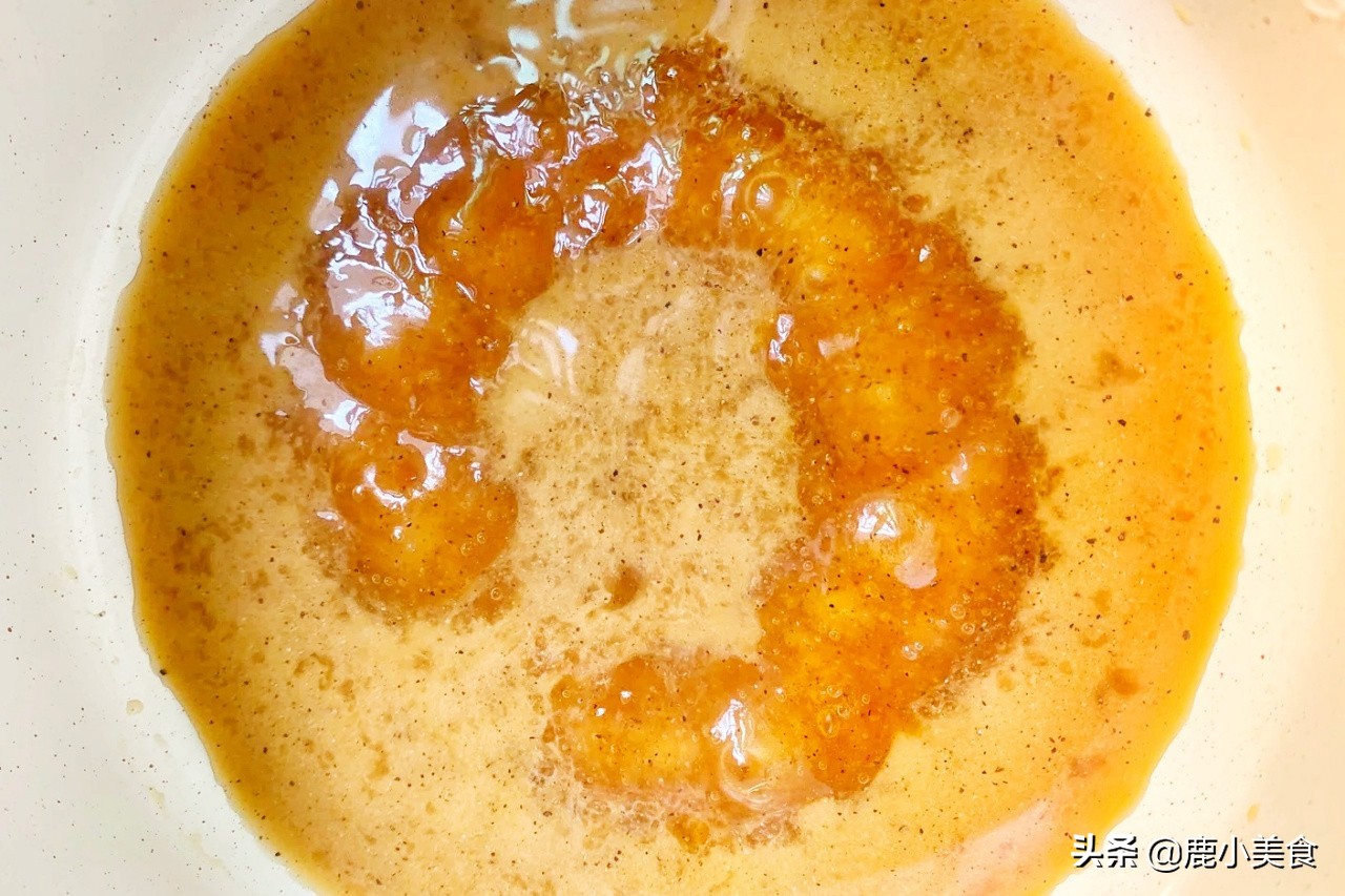 KFC的土豆泥一份5塊，在家1塊錢能做好幾份，香滑軟糯，辛椒咸鮮