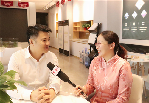 打造中医教育产业“双创”主阵地——专访易京京联合创始人钟锋