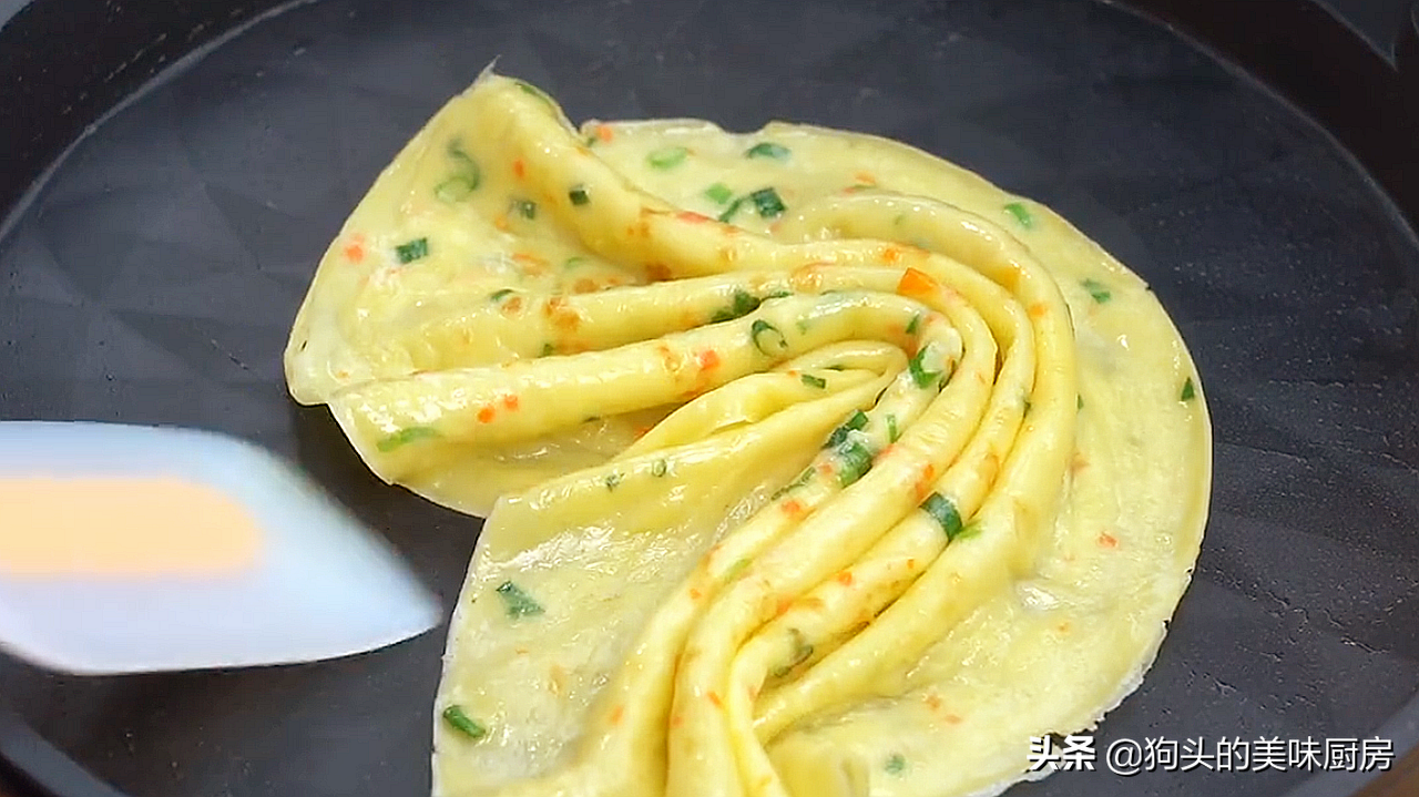 這樣給孩子做早餐，不加一滴水，手不沾面就能做，柔軟又筋道