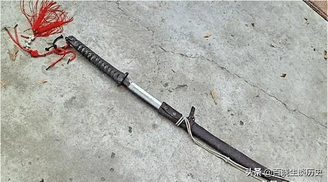 抗战老兵拿走一把日本军刀，日本欲出3千万赎回