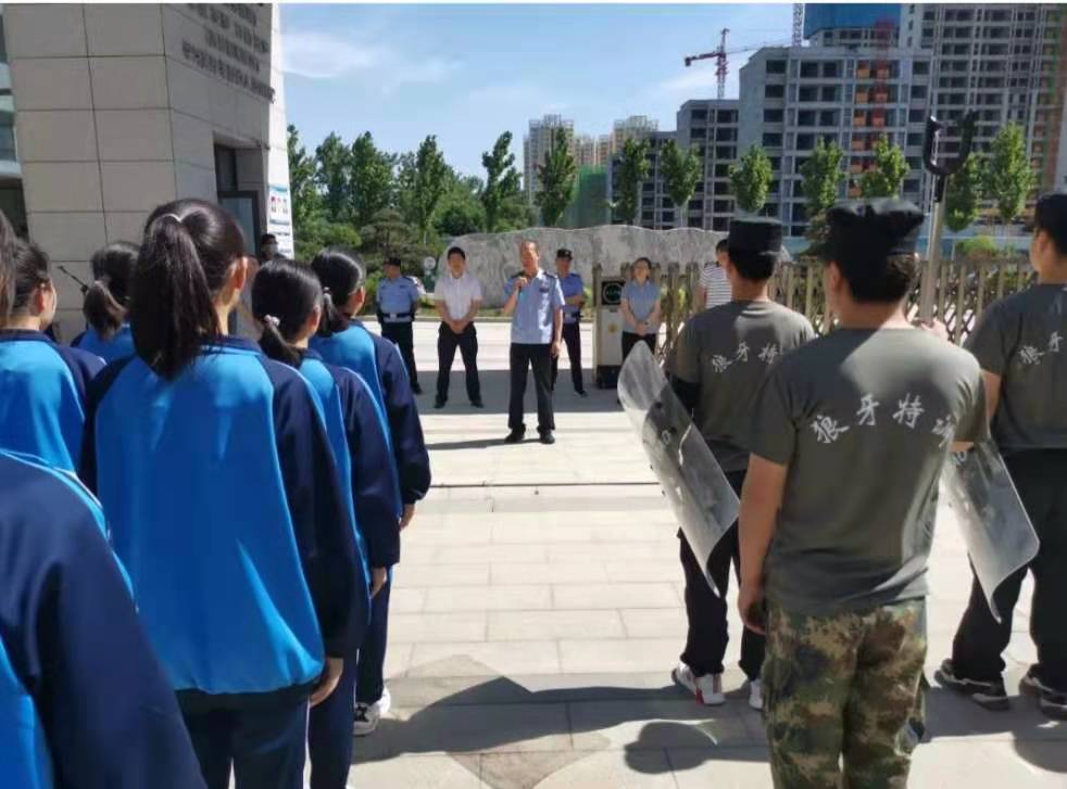 ������������������֯��չУ԰��ȫӦ������