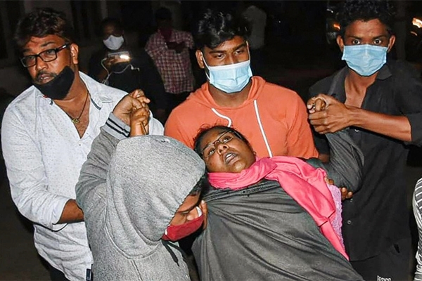 大量印度人患上怪病，突然就倒地抽搐，3天時間就出現了848例