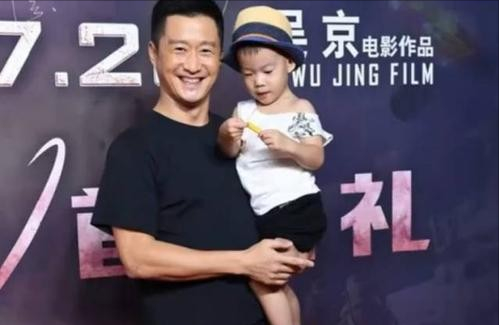 硬汉吴京的蜜糖婚姻：20亿身价背后，是妻子谢楠的一句“我养你”