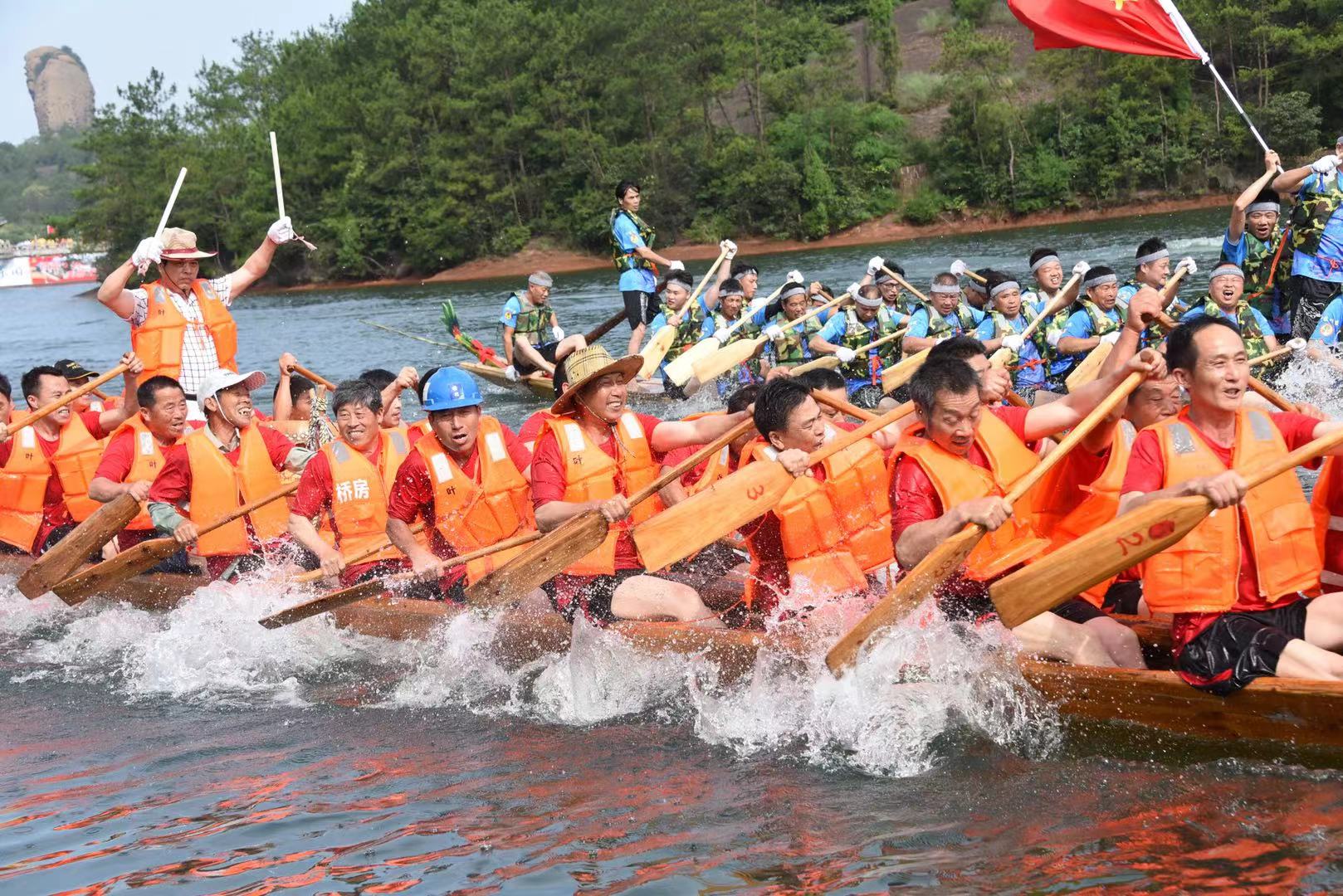 江西上饶：龙舟民俗迎端午