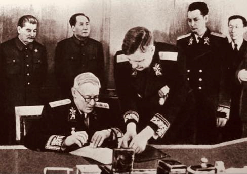 巨人较量：为收回苏军霸占的旅顺大连，主席和斯大林激烈交锋始末