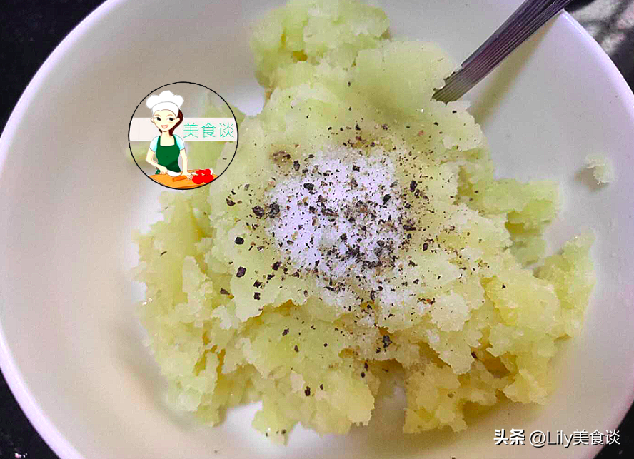 入秋后，这素菜是儿子的最爱，绵滑细腻，拿肉都不换，又香又解馋