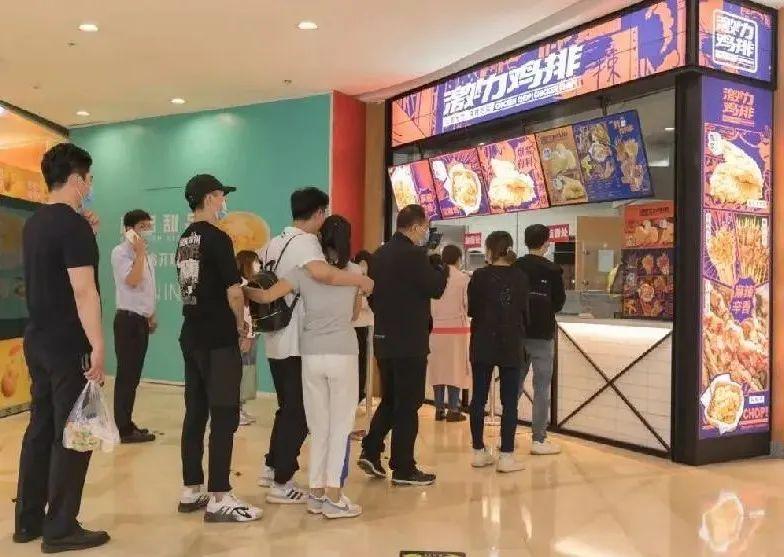 雞排界殺出“黑馬”！開放加盟不到半年，正向1000家店狂奔