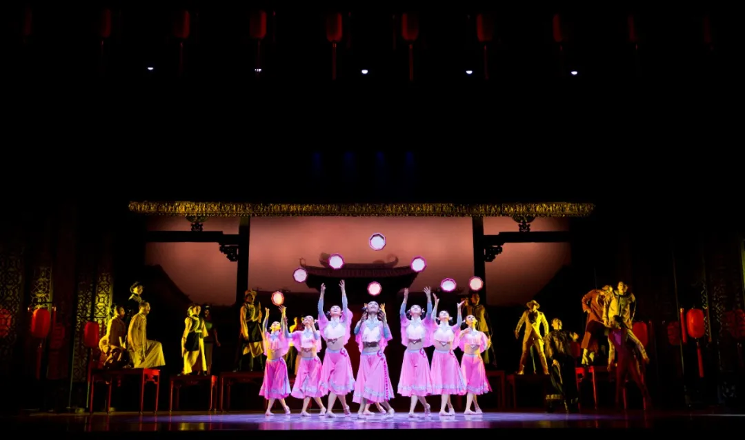 舞剧《沙湾往事》端午节来渝 剧院划龙舟