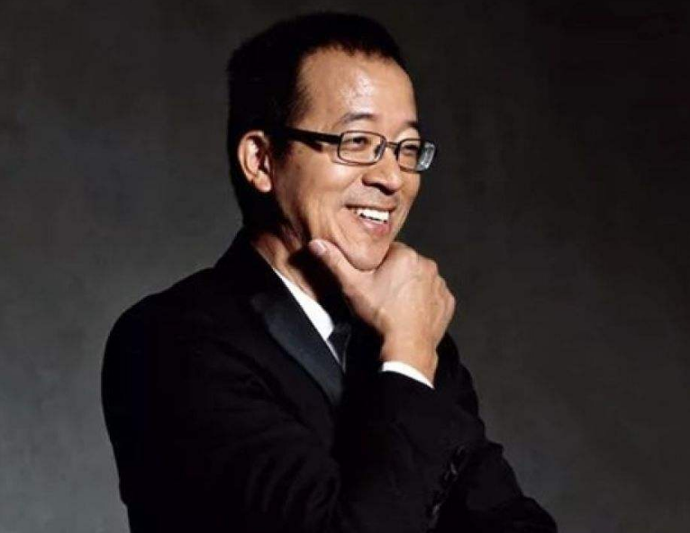 一夜蒸发8000亿，俞敏洪欲哭无泪，线上教育要凉？新补课方式兴起