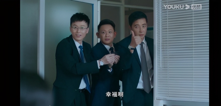 《幸福到万家》预告片：赵丽颖从清洁工成长为律师，超励志