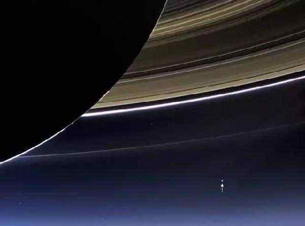 人类究竟冲出太阳系了吗？太阳系边缘惊现5万度火墙阻挡去路？