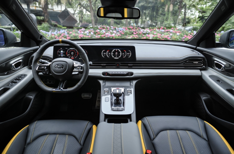 试驾|6秒俱乐部成员，十万多点的传祺影豹你会考虑吗？