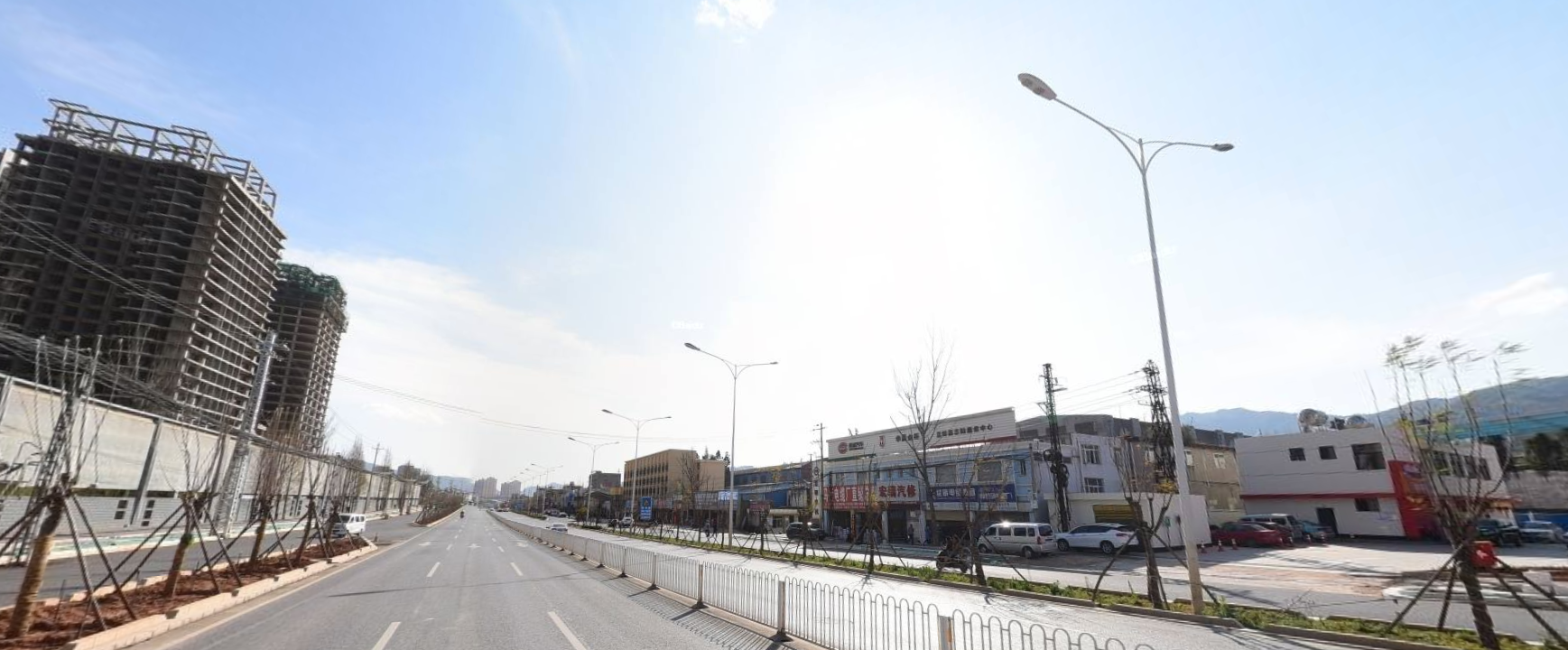 2019年2月拍摄的马街春雨路沿线实景,道路有了明显