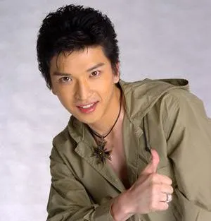 一个演员能给剧组省多少钱？潘粤明技能太多，成龙“十五项”全能