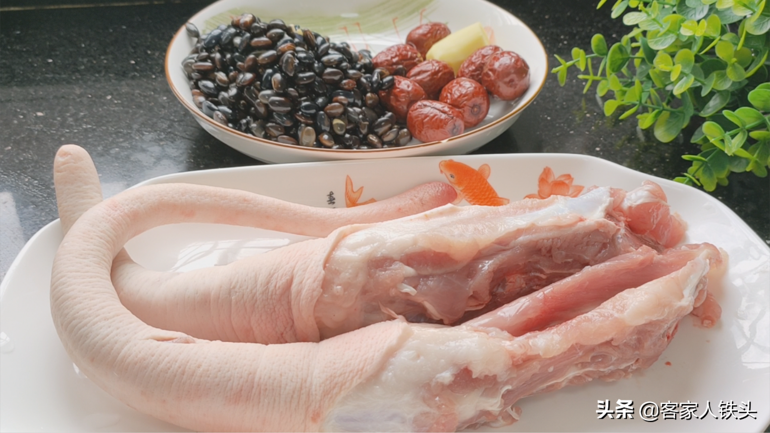2條豬尾加1把黑豆，天冷了教你正確吃法，溫補好吃，全家適合吃