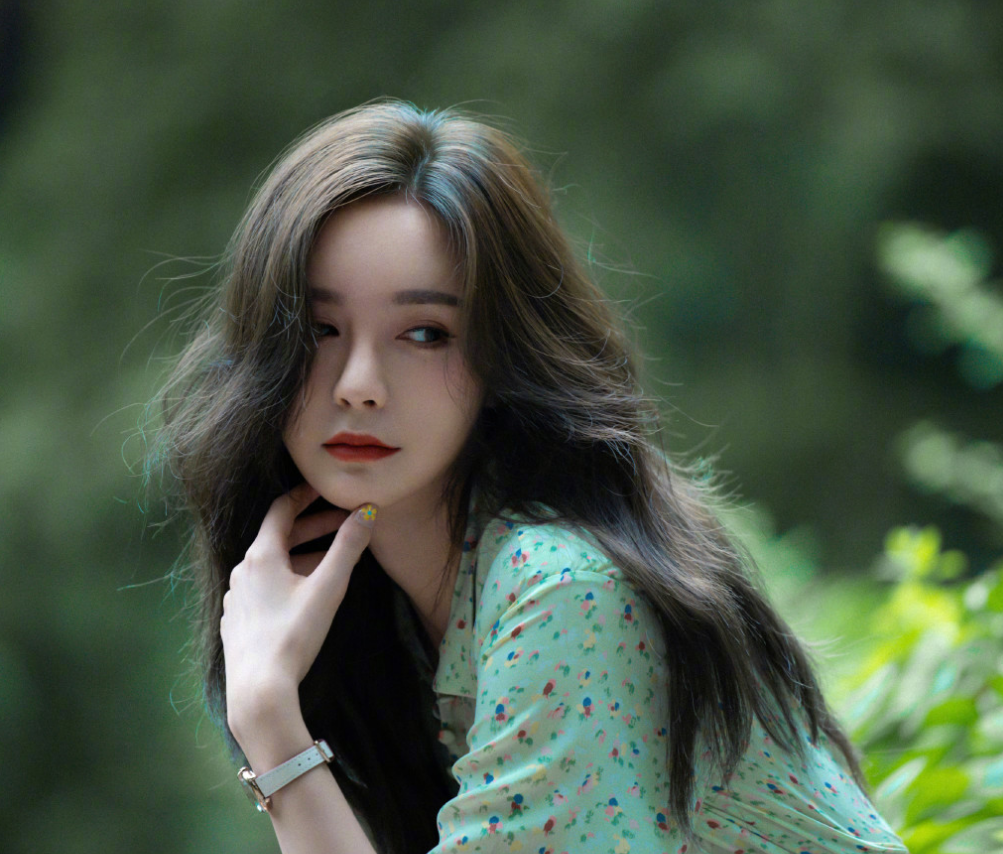 杜海濤拍攝短視頻，沈夢辰的甜蜜回復成熱評第一，不結婚都難收場