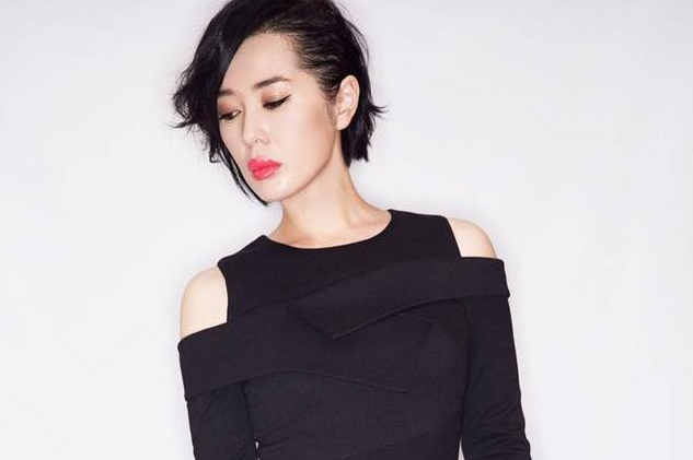 十年拿八个影后，章子怡一句不认识，徐峥马上反驳：她才是真演员