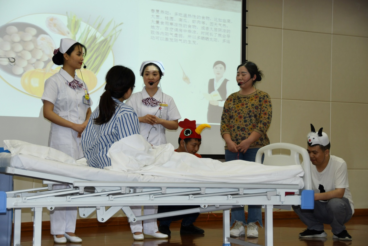 隆回县中医医院召开5.12国际护士节表彰大会