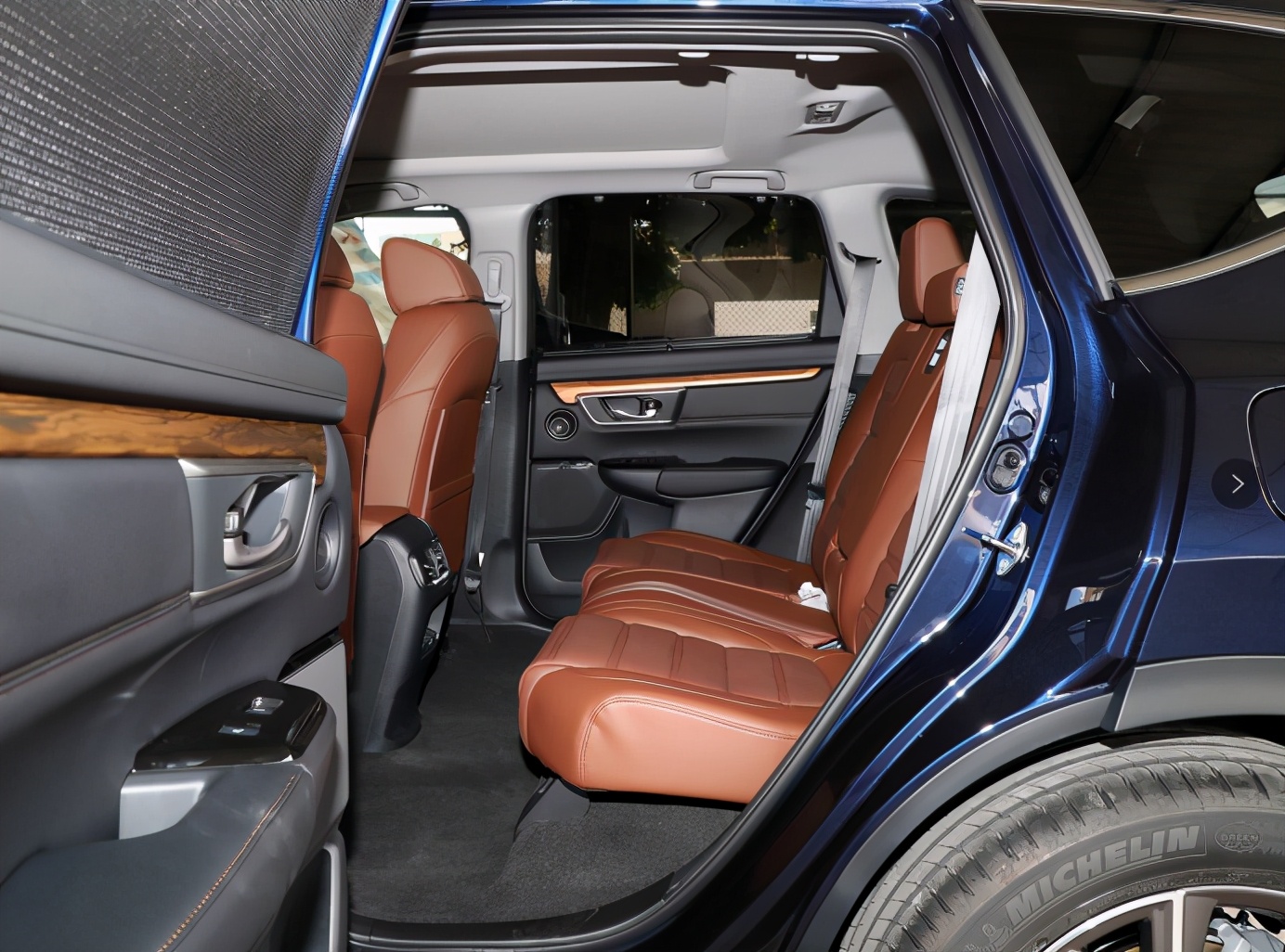 Fuelefficient and durable cars are king. These two Japanese SUVs are