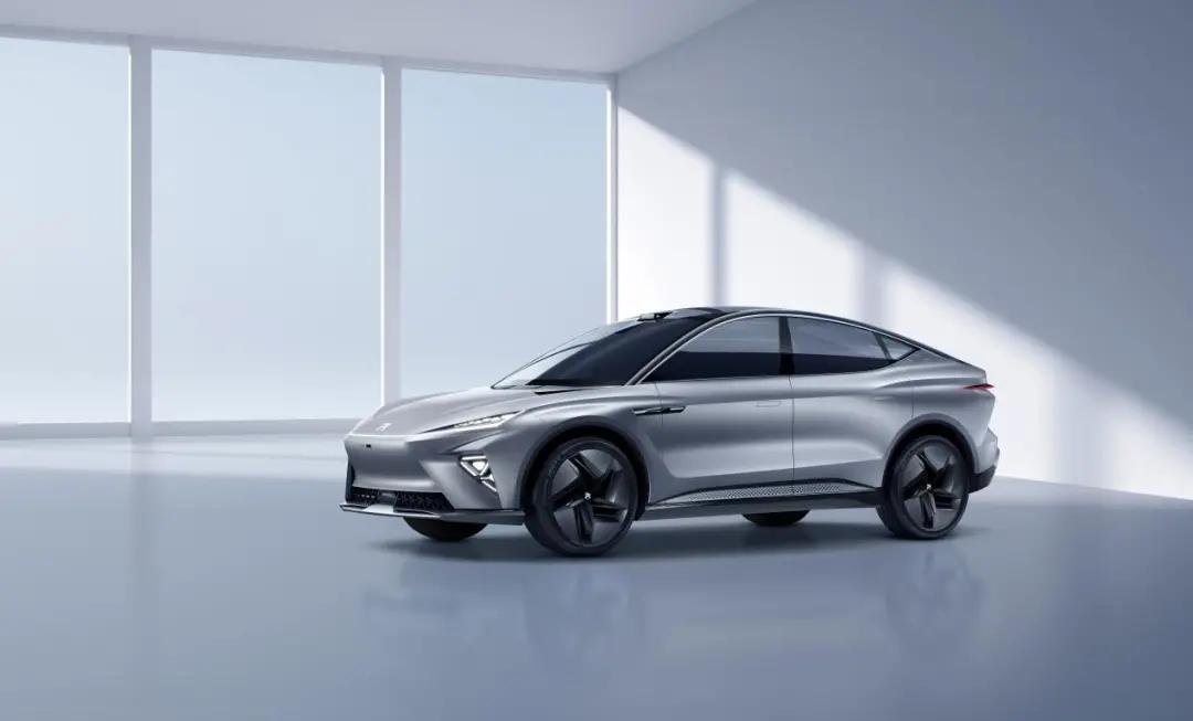 电动车续航太短？这款纯电动车连电池都能后期升级