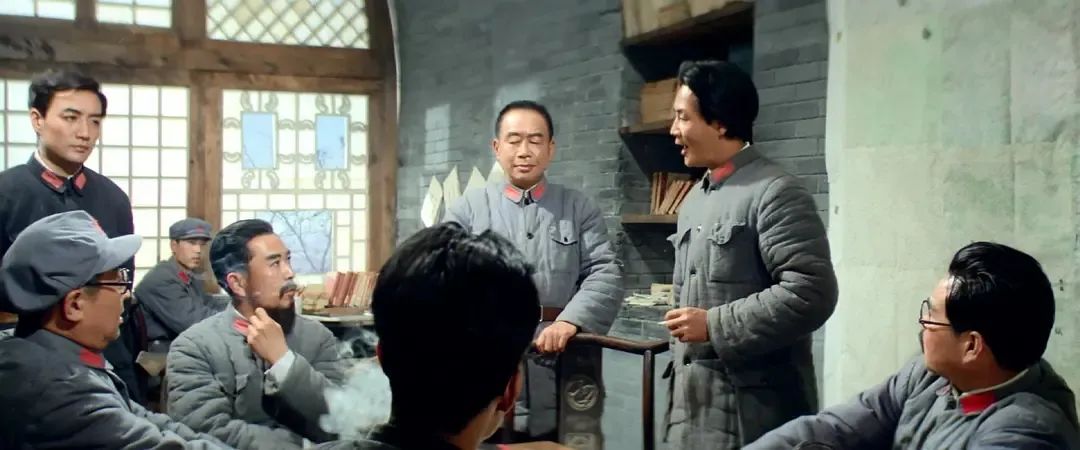 同样是演毛泽东主席，唐国强版与古月版，差别在哪？