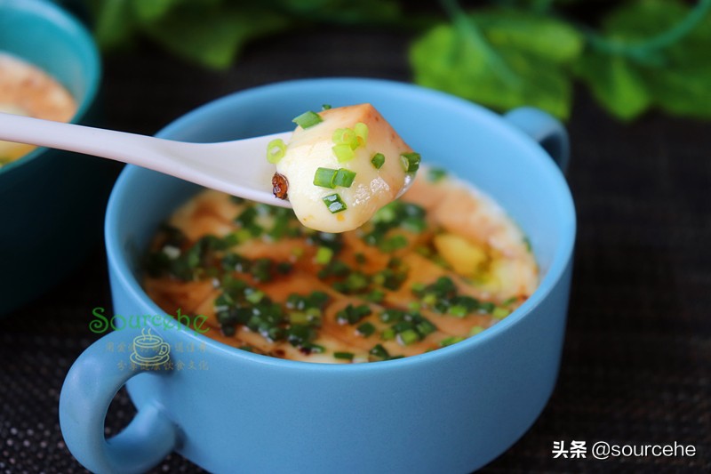 蒸鸡蛋时多加一步，鸡蛋又嫩又滑无蜂窝，鲜香味美，孩子爱吃