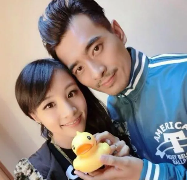 陈龙章龄之:闪恋闪婚闪孕,婚后9年无绯闻,一