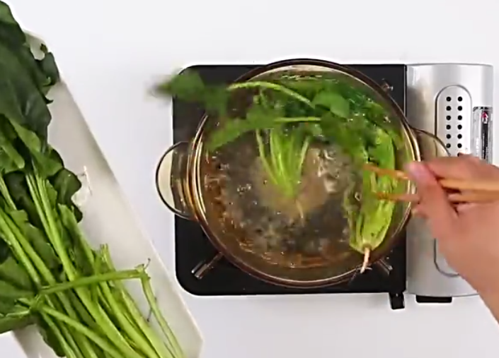 圖片[1]-雞蛋羹的新吃法別直接加水就蒸放這些食材孩子老人都愛吃-起舞食譜網
