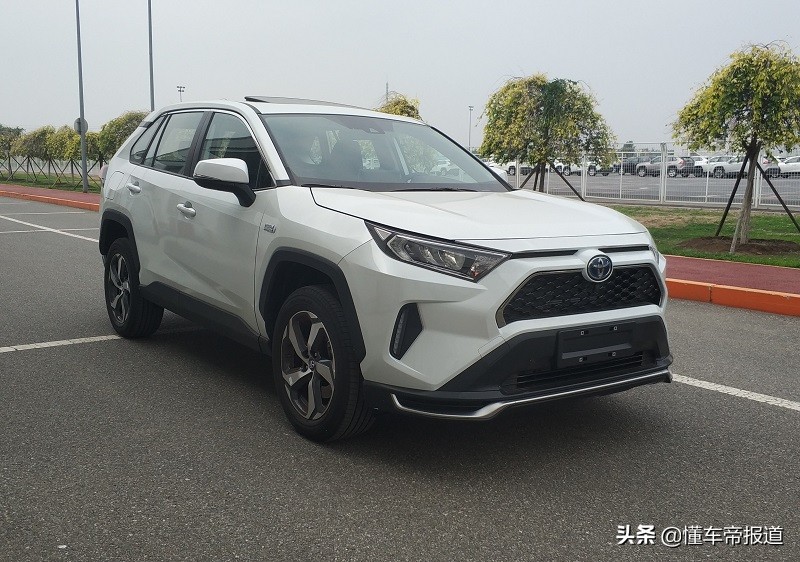新车 | 平均油耗比皓影还低！RAV4荣放插电混动版本曝光