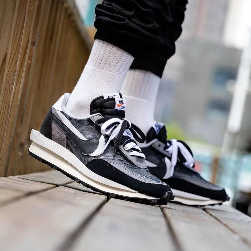 sacai平替!耐克复古跑鞋曝光,价格便宜颜值超高,太心动了