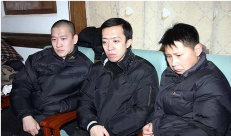 何云伟，就这样改写了他的结局，午夜梦回时是