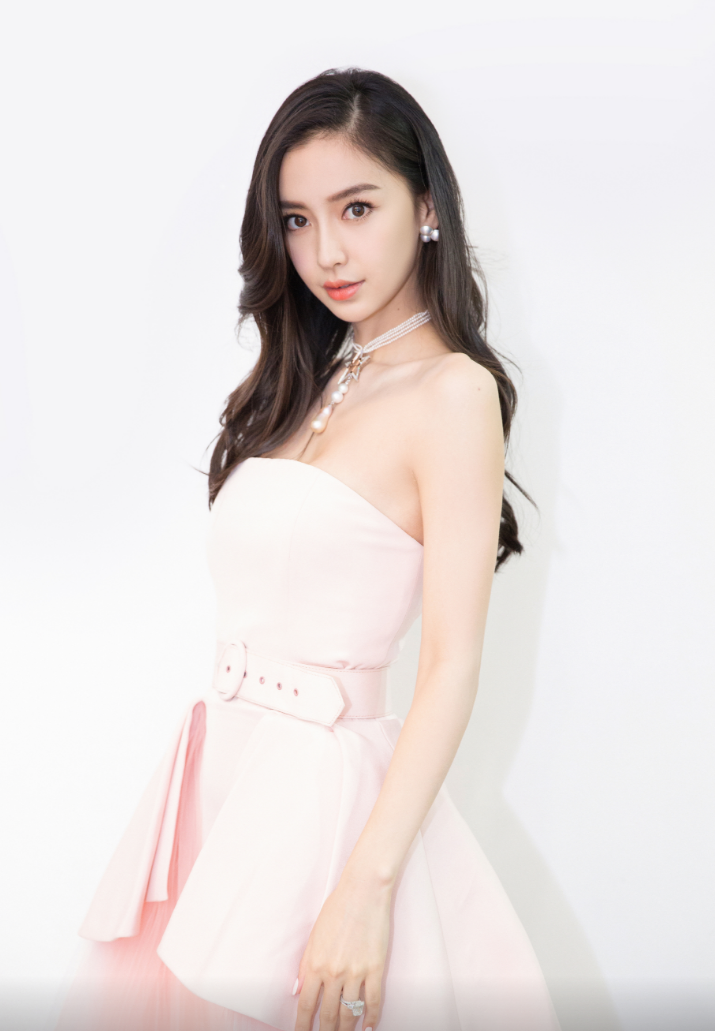 真離了？明星夫婦都是一起捐錢的，怎么到了黃曉明夫婦就分開捐？