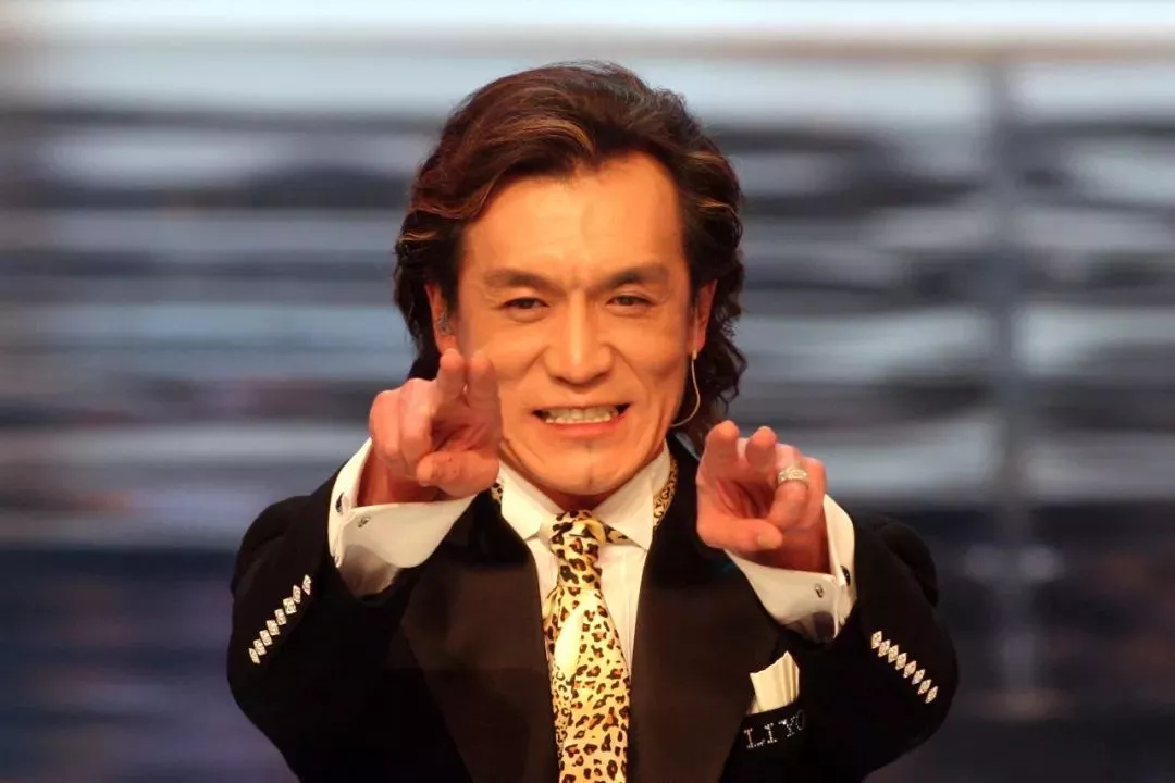 3年前李咏去世,哈文那一句“永失我爱”,太虐
