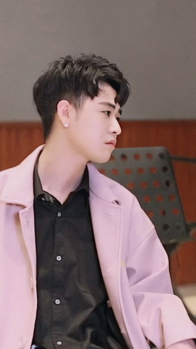 图／相思赋予谁，小辫儿张云雷