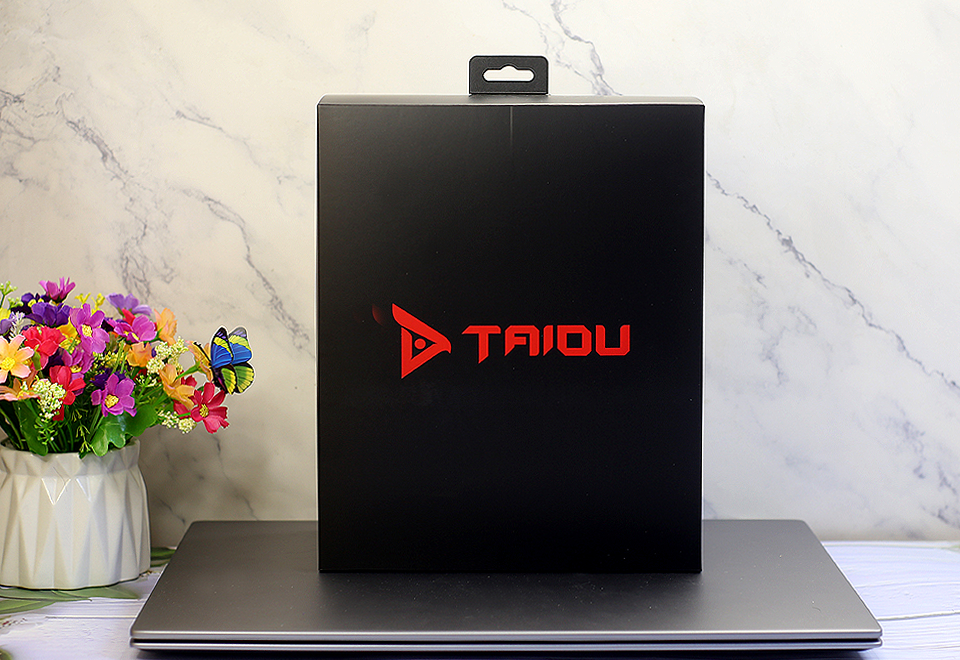 棱角分明效果霸气，钛度幻龙之眼THS306电竞耳机