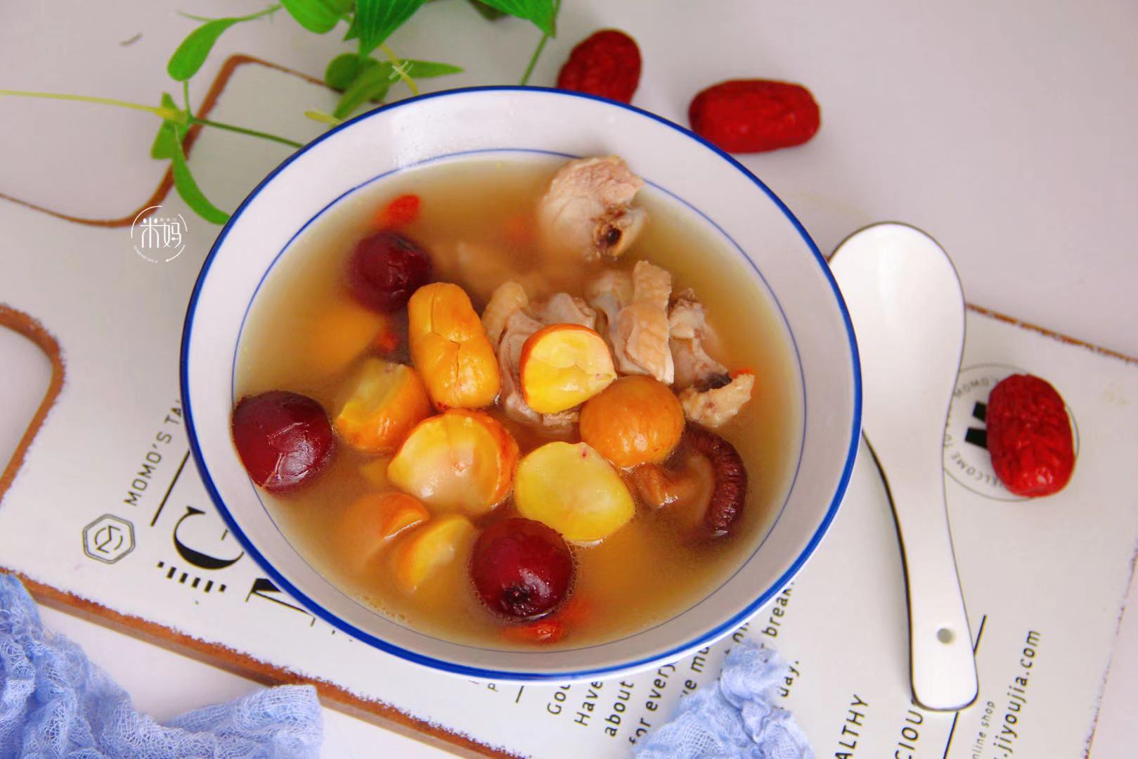 图片[8]-板栗香菇鸡汤做法步骤图 煲汤喝甘甜可口比吃猪肉强多了-起舞食谱网