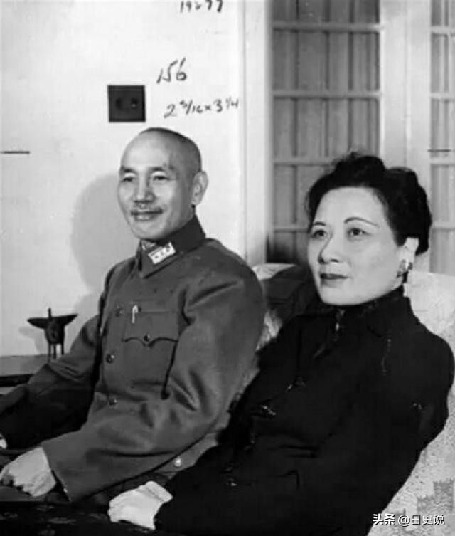 宋美龄为何远赴美国？帮姨侄与蒋经国争位失败