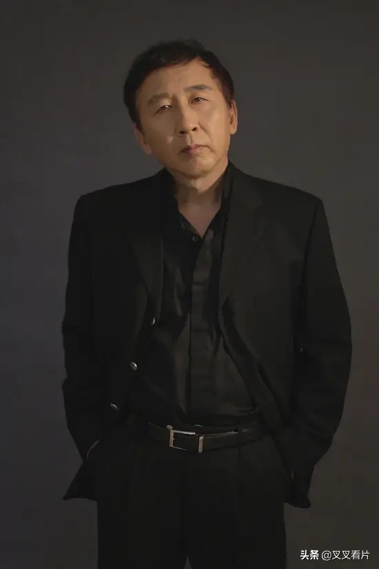 从潘长江的《举起手来》到“手撕鬼子”，浅谈“抗日神剧”70年