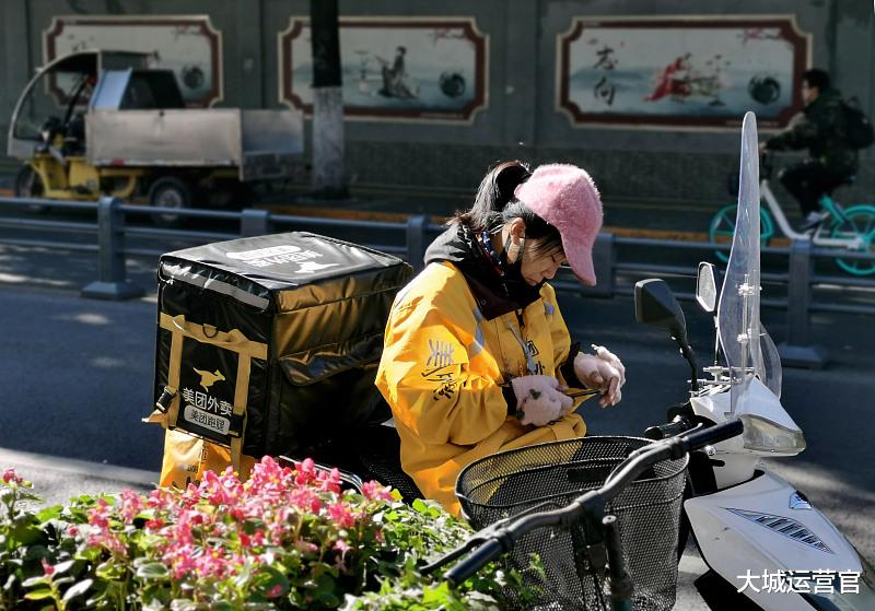 很现实：网友告诉你今年失业都活成什么样了