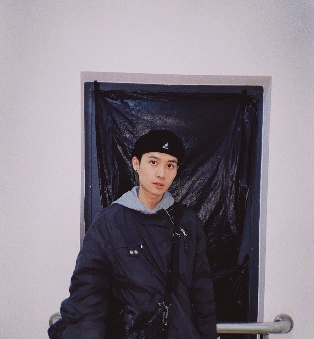 Is achieving 4 student book of the pink that resemble battle unexpectedly? Response of netizen all of one suit avoids thunder, be forecasted will affect a future