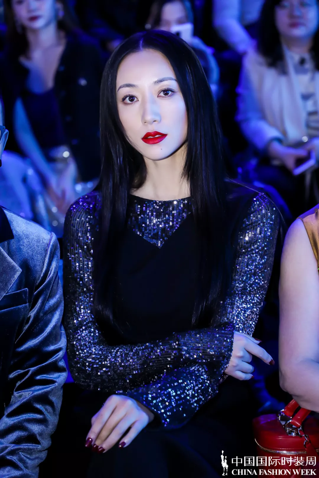 娜尔思之夜完美收官,25°LAN点亮水立方