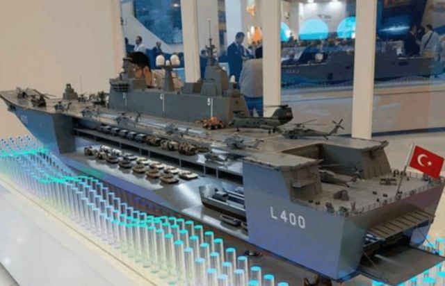 满载排水量28000吨航母，可搭载12架F35B战机，最快