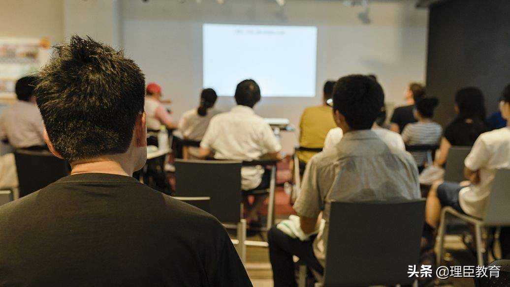 老板：我只想要一个财务经理怎么这么难？