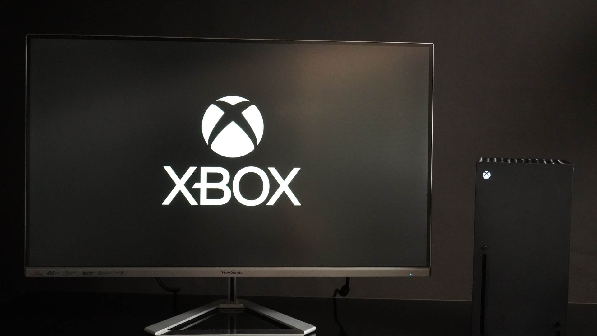 次世代4K中枢 - 优派VX3276-4k-MHD显示器