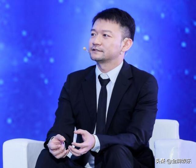 太讽刺了！国内票房最高的4部电影，导演全都是非专业人士