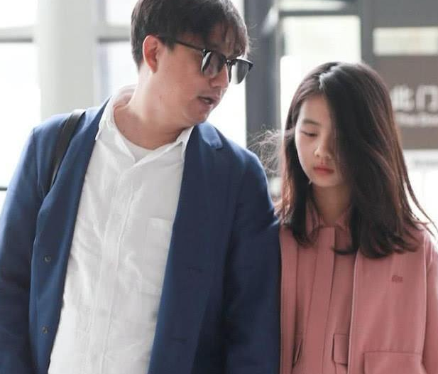 黄磊女儿多多很忧郁，并不像平常那样快乐，黄