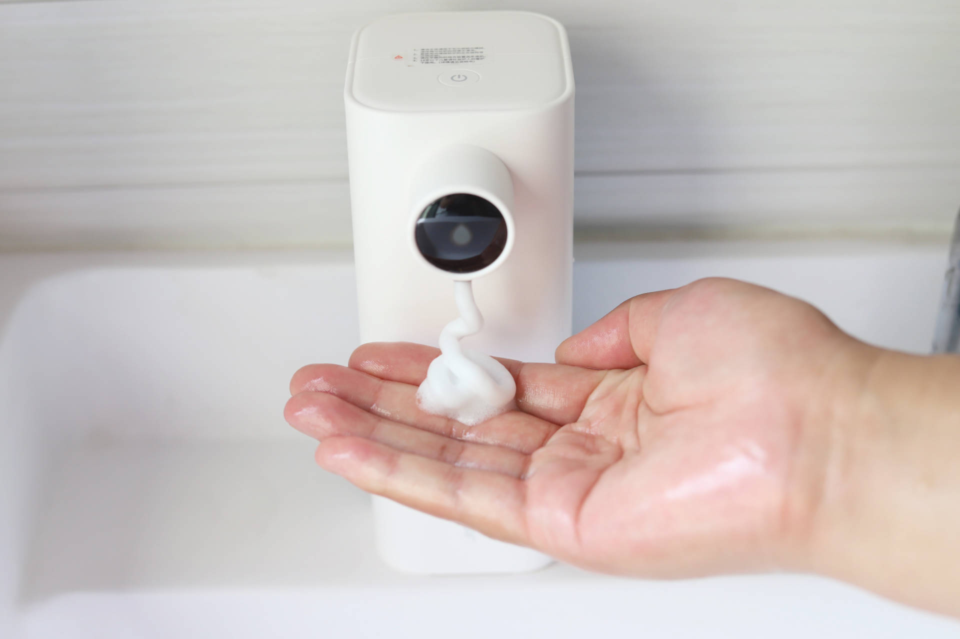 几素自动感应洗手机使用体验：又是一款用了就回不去的产品